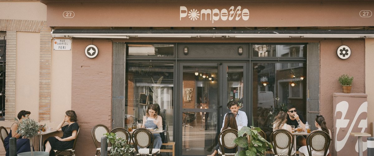 Du merchandising pour le bar Pompette à Toulouse